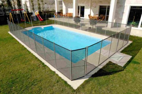 Pet Safe Pool Fence in Tampa Bay, FL.
